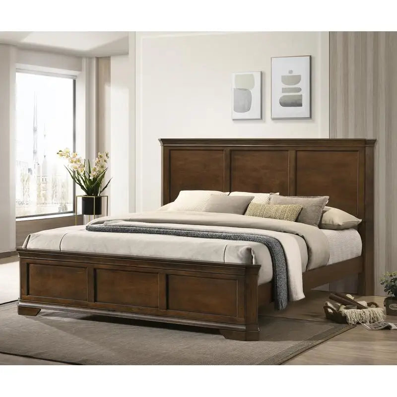 Traditional Wood Panel 5-Piece King Bed Set With Dresser Mirror