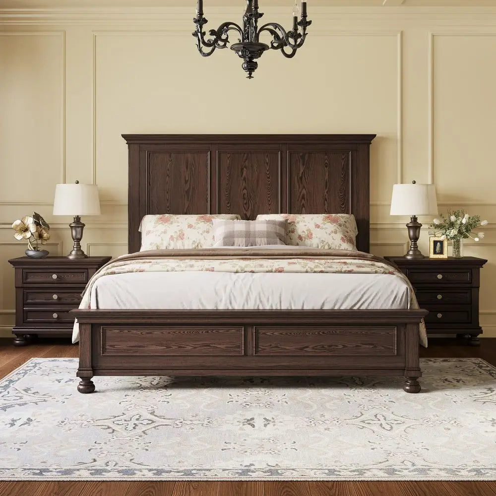 Solid Wood Bedroom Set With Queen Bed Frame And Nightstands