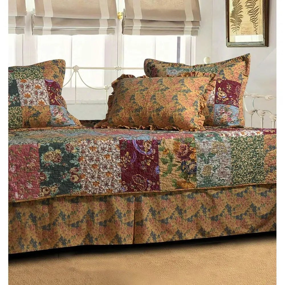 RBXC 100 Percent Cotton Patchwork Quilted Daybed Set 7 Piece