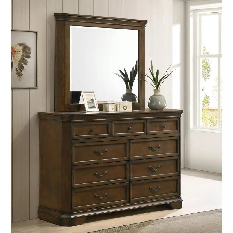 Traditional Wood Panel 5-Piece King Bed Set With Dresser Mirror